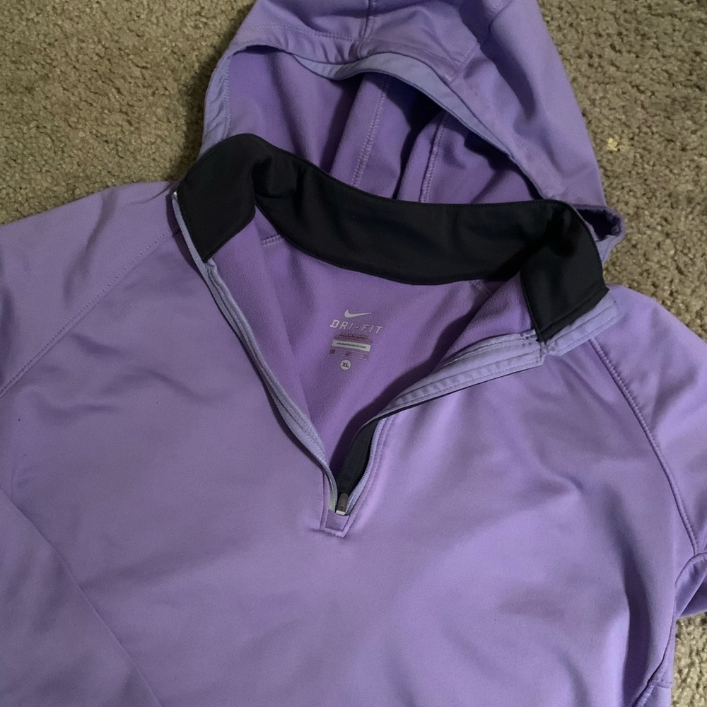 Nike Dri-Fit Quarter Zip Sweatshirt